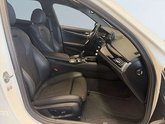 BMW 520d 10 of 19