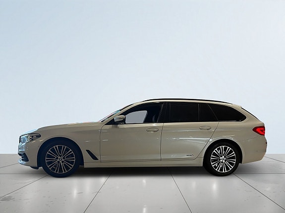 BMW 520d 4 of 19
