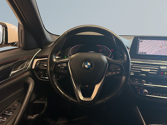 BMW 520d 9 of 19
