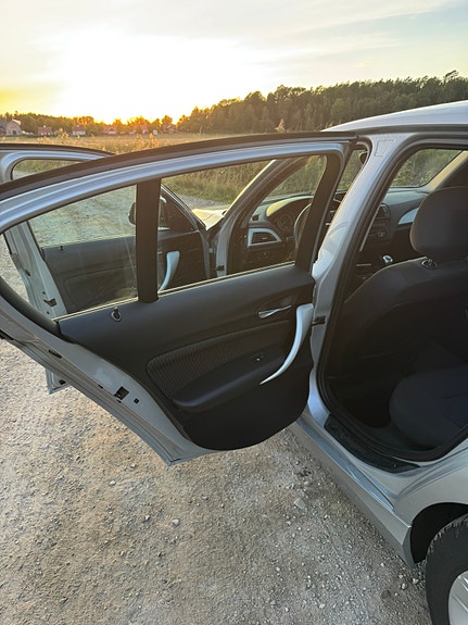 BMW 116d 10 of 19