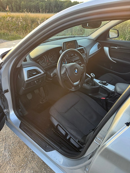 BMW 116d 8 of 19
