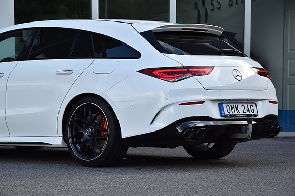 Mercedes-Benz CLA45 6 of 30