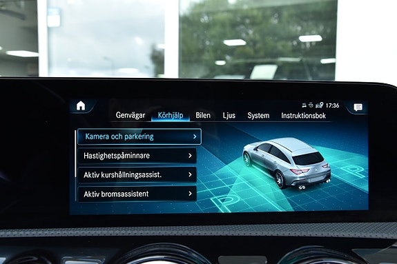 Mercedes-Benz CLA45 22 of 30