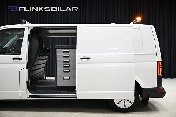Volkswagen Transporter 6 of 30