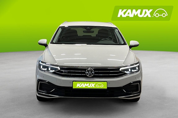 Volkswagen Passat 6 of 18