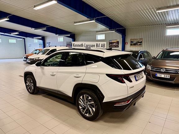 Hyundai Tucson 4 of 8