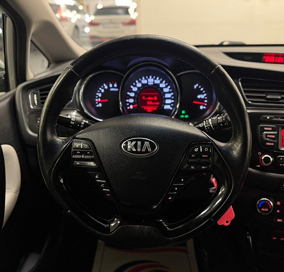 Kia Ceed 11 of 22