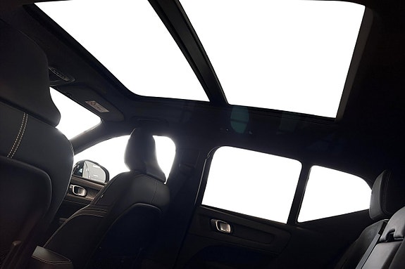 Volvo XC40 22 of 26