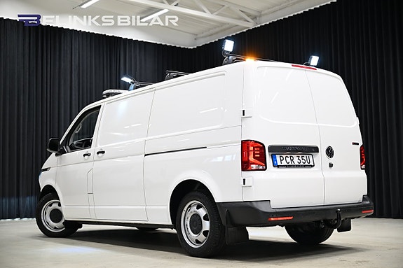 Volkswagen Transporter 8 of 30