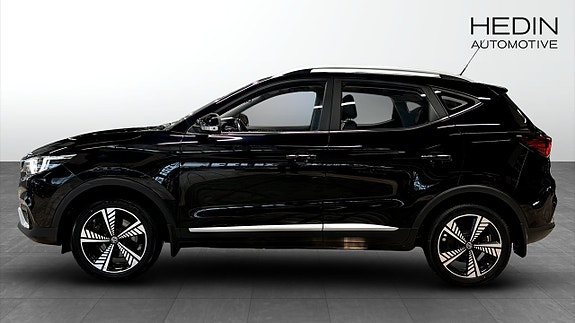 MG ZS EV 6 of 13