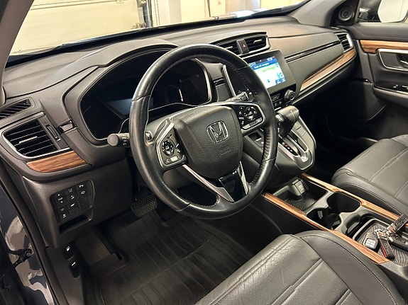 Honda CR-V 12 of 17