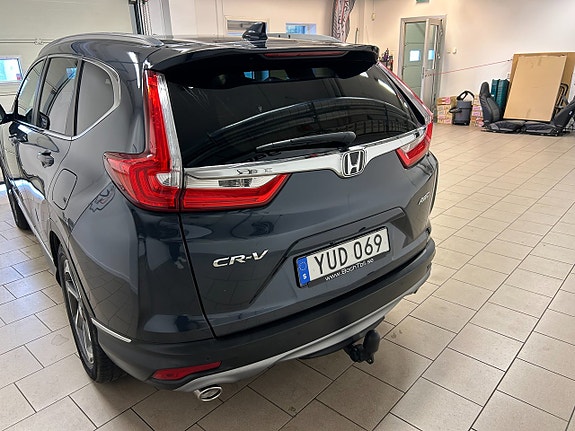 Honda CR-V 5 of 17