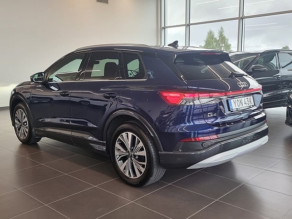 Audi Q4 e-tron 12 of 22