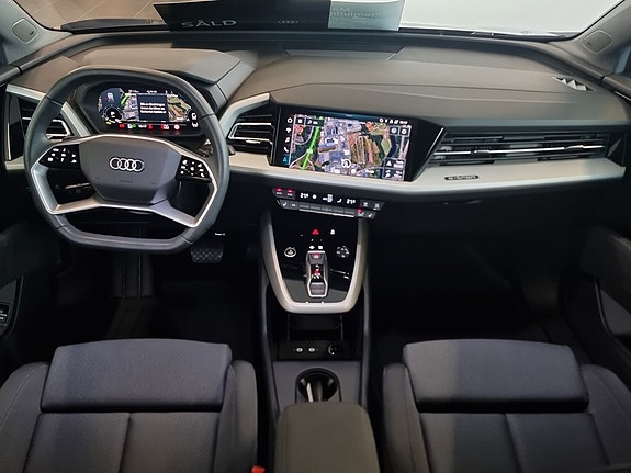 Audi Q4 e-tron 3 of 22