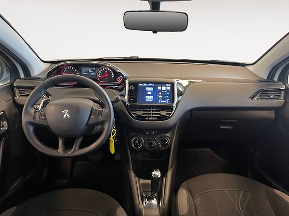 Peugeot 208 10 of 23