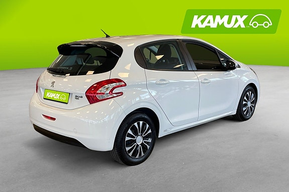 Peugeot 208 4 of 23