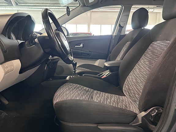 Kia Ceed 9 of 9