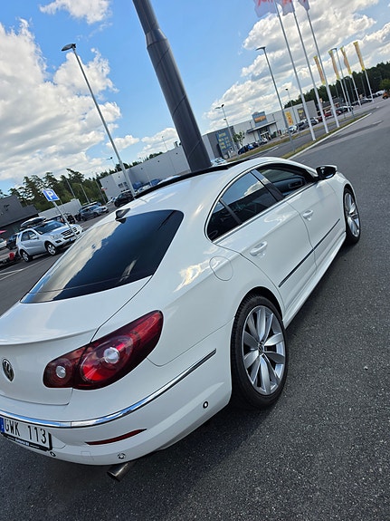 Volkswagen Passat CC 6 of 9