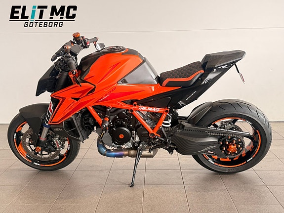 KTM 1390 Superduke R Evo | Techpack & Kolfiber | Akrapovic Helsystem 13 of 21