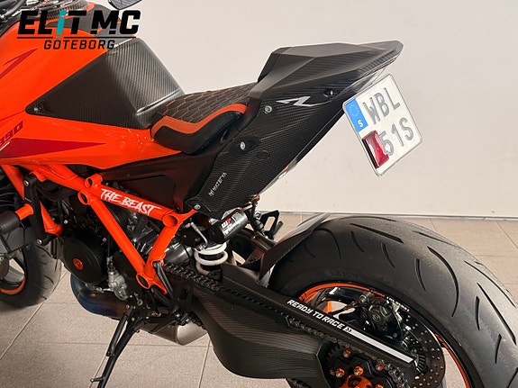 KTM 1390 Superduke R Evo | Techpack & Kolfiber | Akrapovic Helsystem 12 of 21