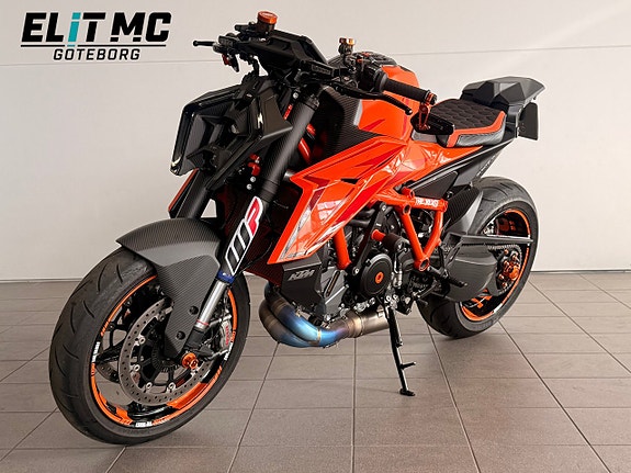 KTM 1390 Superduke R Evo | Techpack & Kolfiber | Akrapovic Helsystem 16 of 21