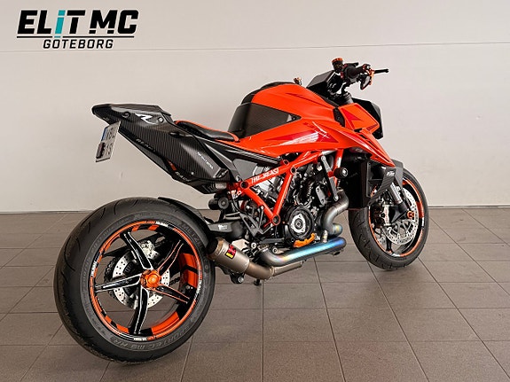 KTM 1390 Superduke R Evo | Techpack & Kolfiber | Akrapovic Helsystem 7 of 21