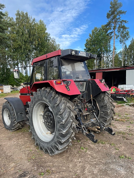 CASE IH Case 5130 3 of 4