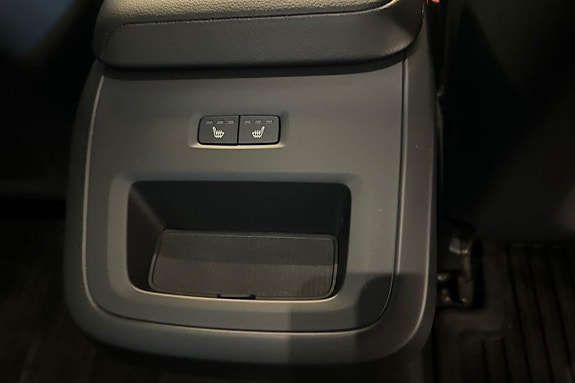 Volvo V60 20 of 25