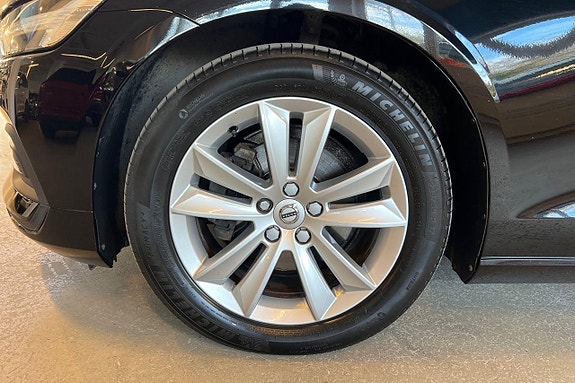 Volvo V60 24 of 25