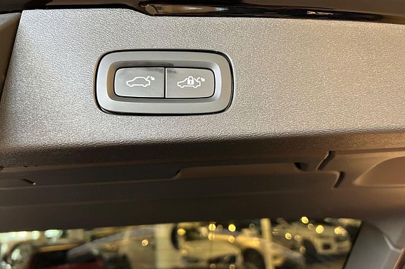 Volvo V60 21 of 25