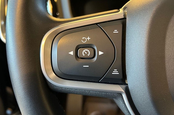 Volvo V60 19 of 25