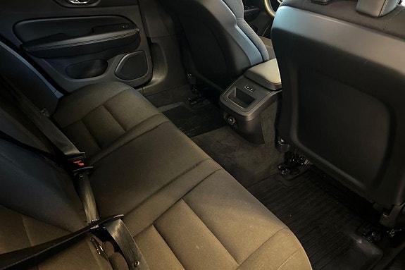 Volvo V60 10 of 25