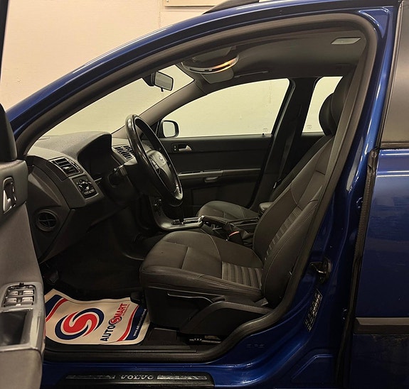 Volvo V50 16 of 17