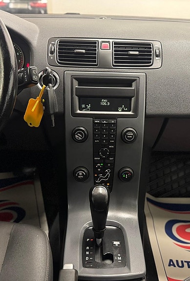 Volvo V50 15 of 17