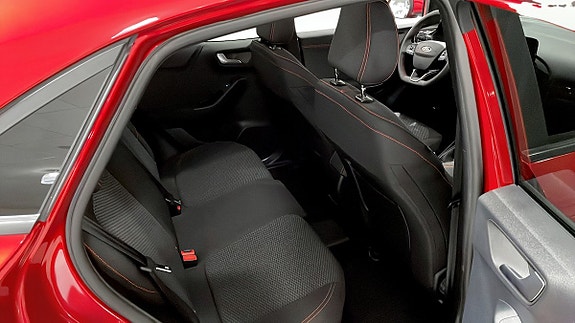 Ford Puma 5 of 12