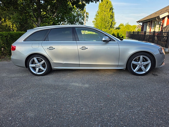 Audi A4 3 of 11