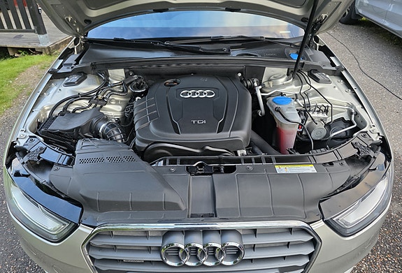 Audi A4 6 of 11