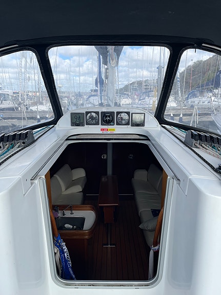 Beneteau First 36.7 10 of 20