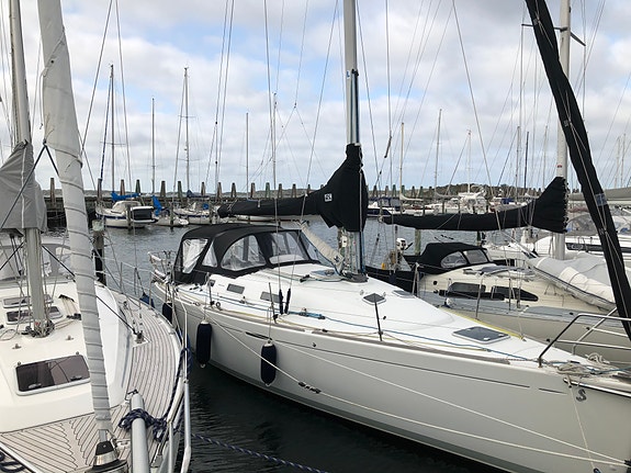 Beneteau First 36.7 6 of 20