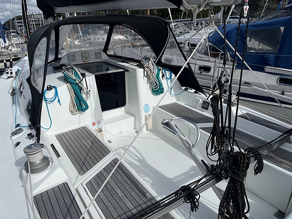 Beneteau First 36.7 8 of 20