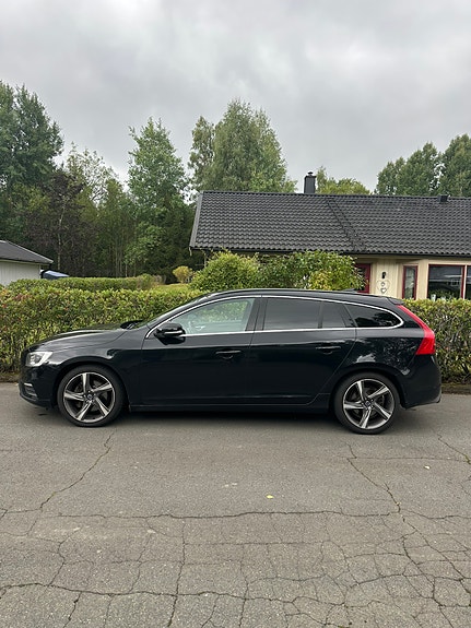 Volvo V60 4 of 7