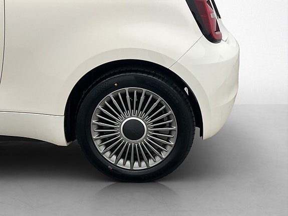 Fiat 500e 29 of 30