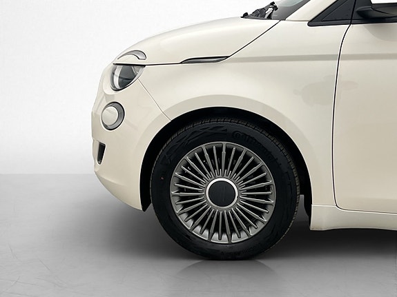 Fiat 500e 28 of 30