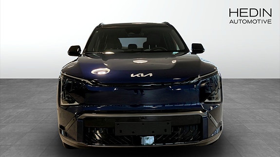 Kia EV5 8 of 13