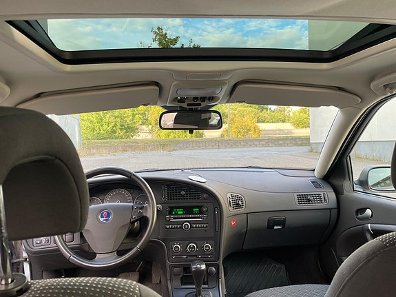 Saab 9-5 2 of 5