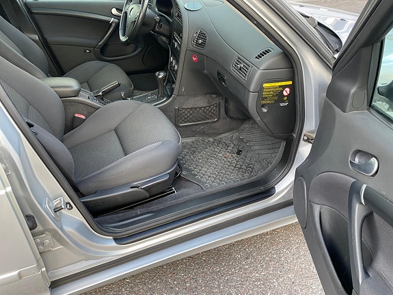 Saab 9-5 5 of 5
