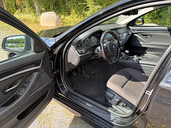 BMW 320d 5 of 6