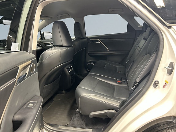 Lexus RX450h 13 of 27