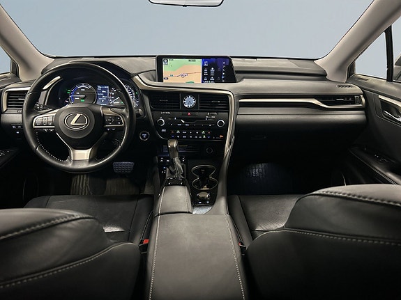 Lexus RX450h 8 of 27