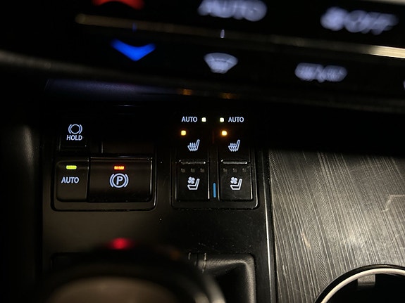 Lexus RX450h 25 of 27